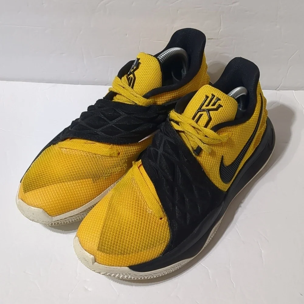 Nike Kyrie Low 'Amarillo' Shoes Men size 8